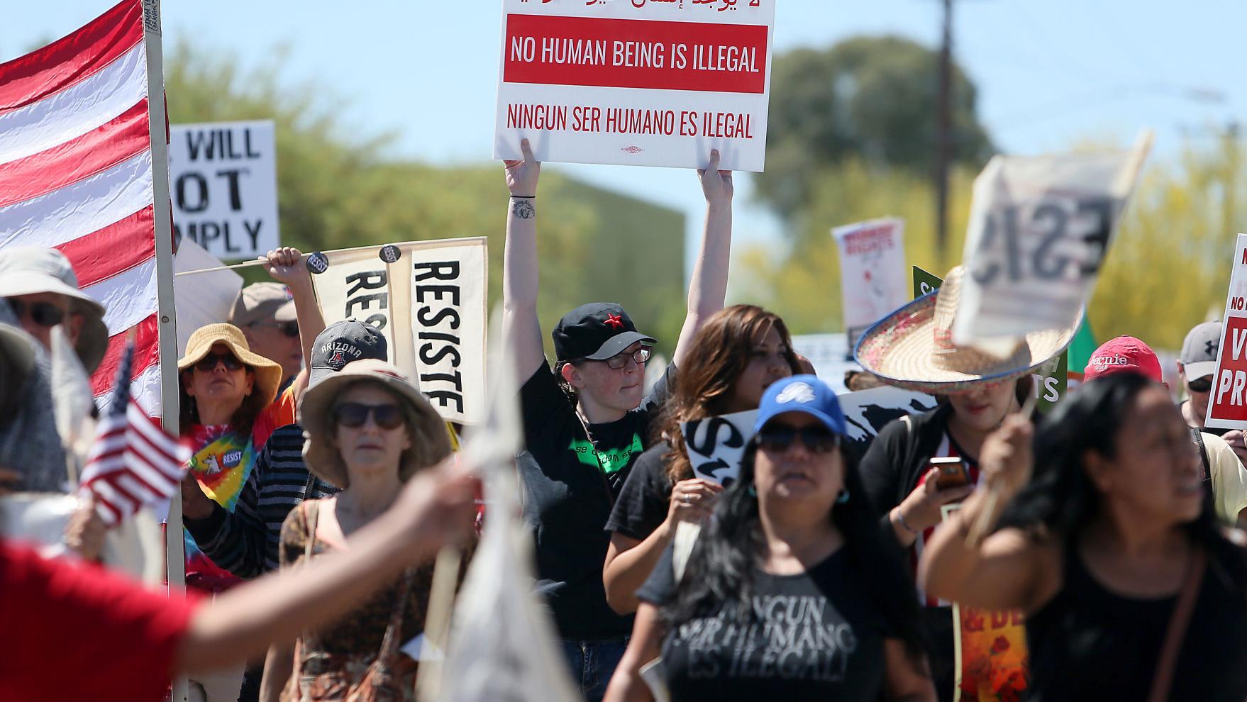 Labor groups to rally today in Tucson in support of Arizona teachers